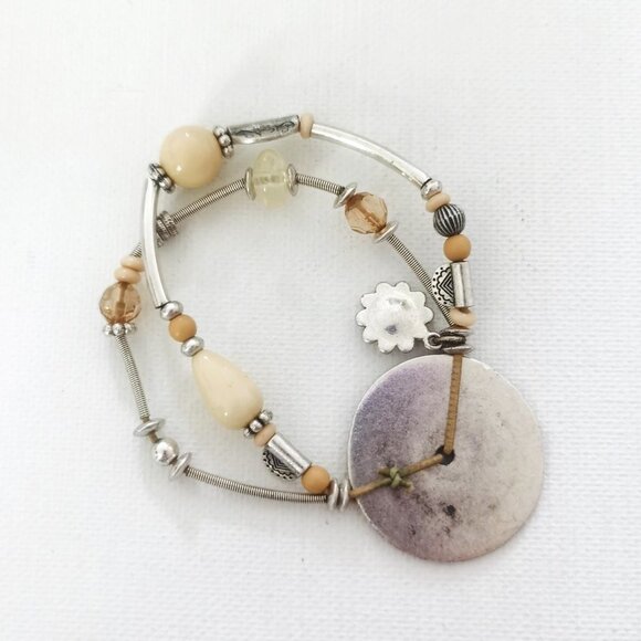 Daisy Western Stretch Bracelet - Picture 2 of 4